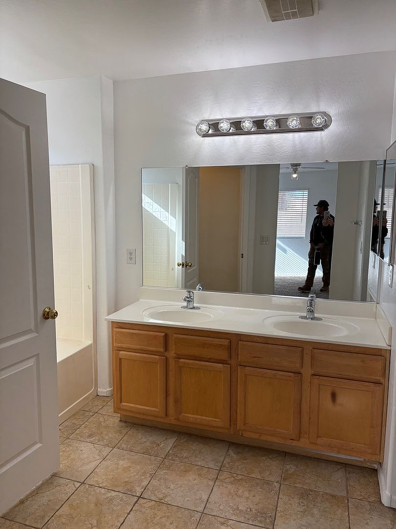 36509 W Padilla St Maricopa, AZ 85138 photo 5