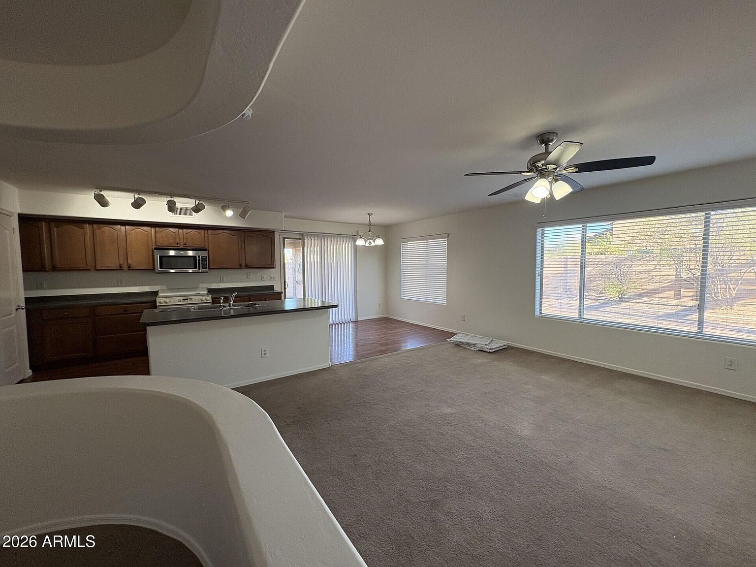 1381 E Laurel Pl photo 4