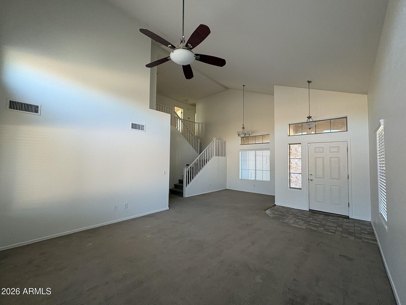 1381 E Laurel Pl photo 2