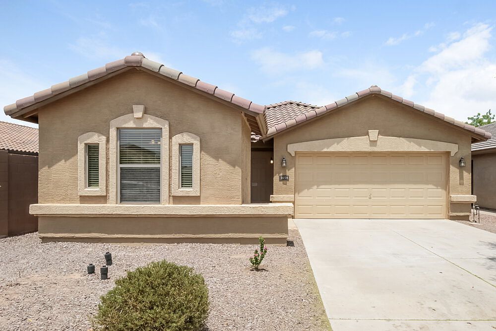 3658 E Alamo St San Tan Valley, AZ 85140 photo 3
