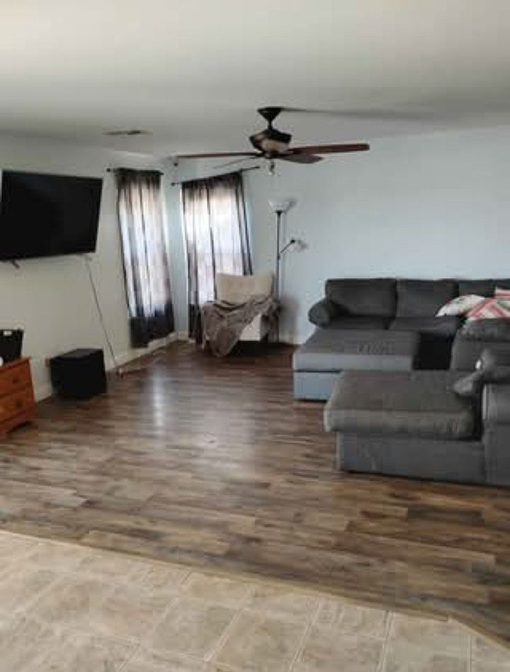 932 W Elizabeth Way photo 5