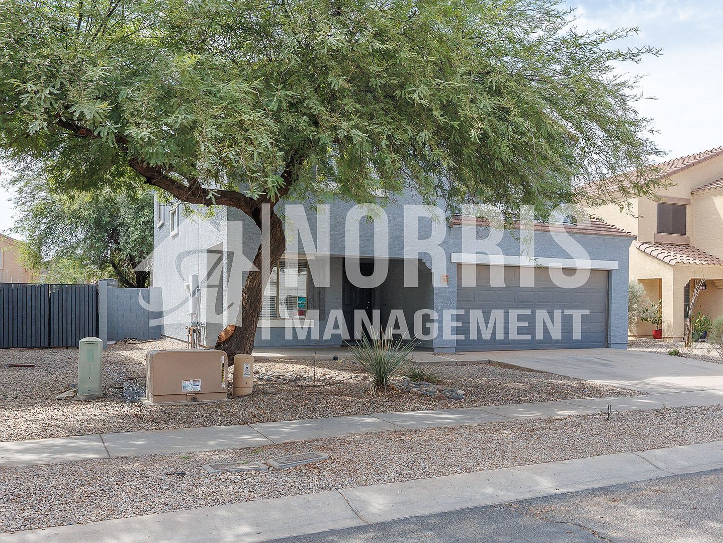 2143 W Broadway Ave photo 2