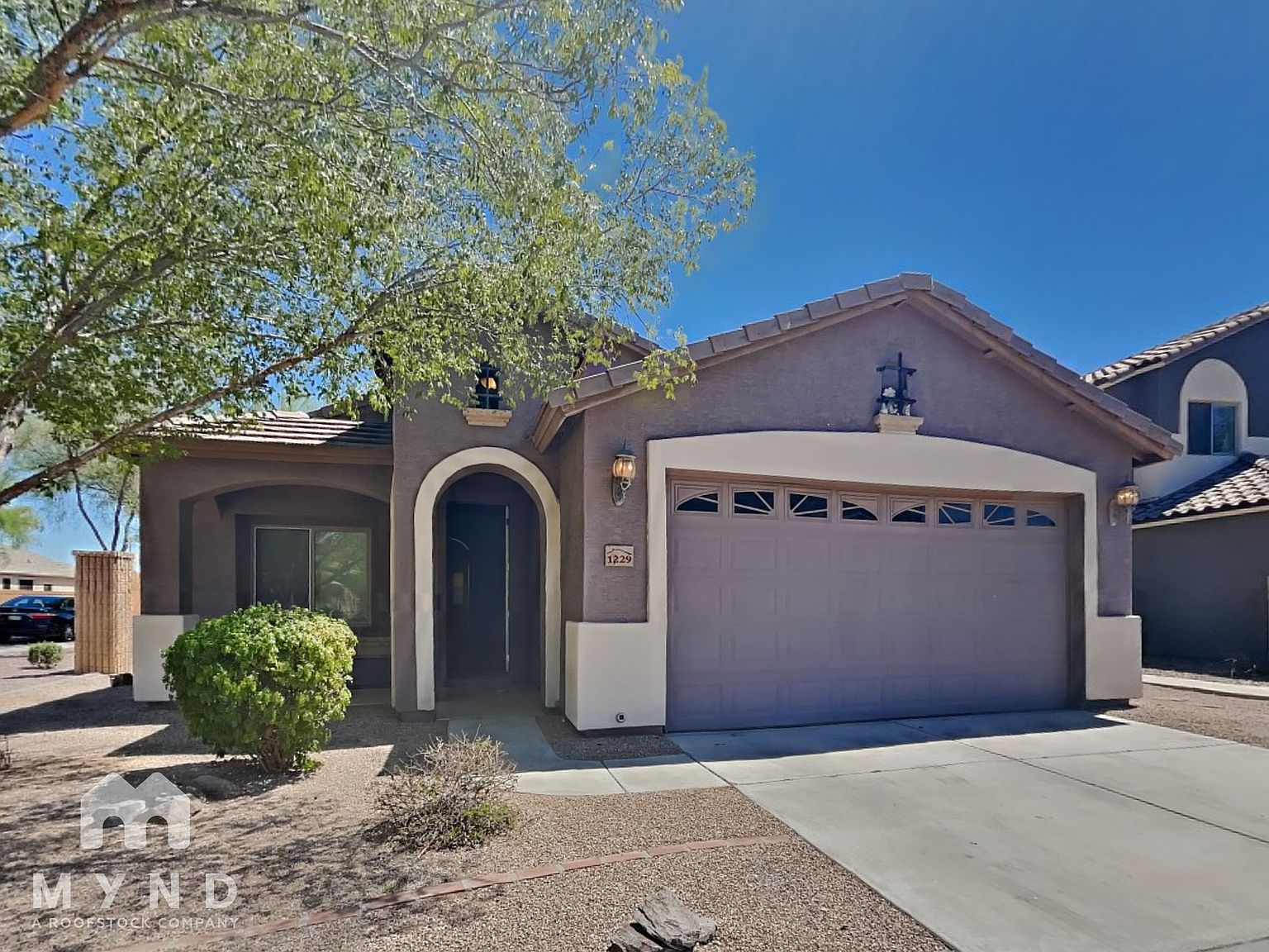 1229 E Prickly Pear St photo 2