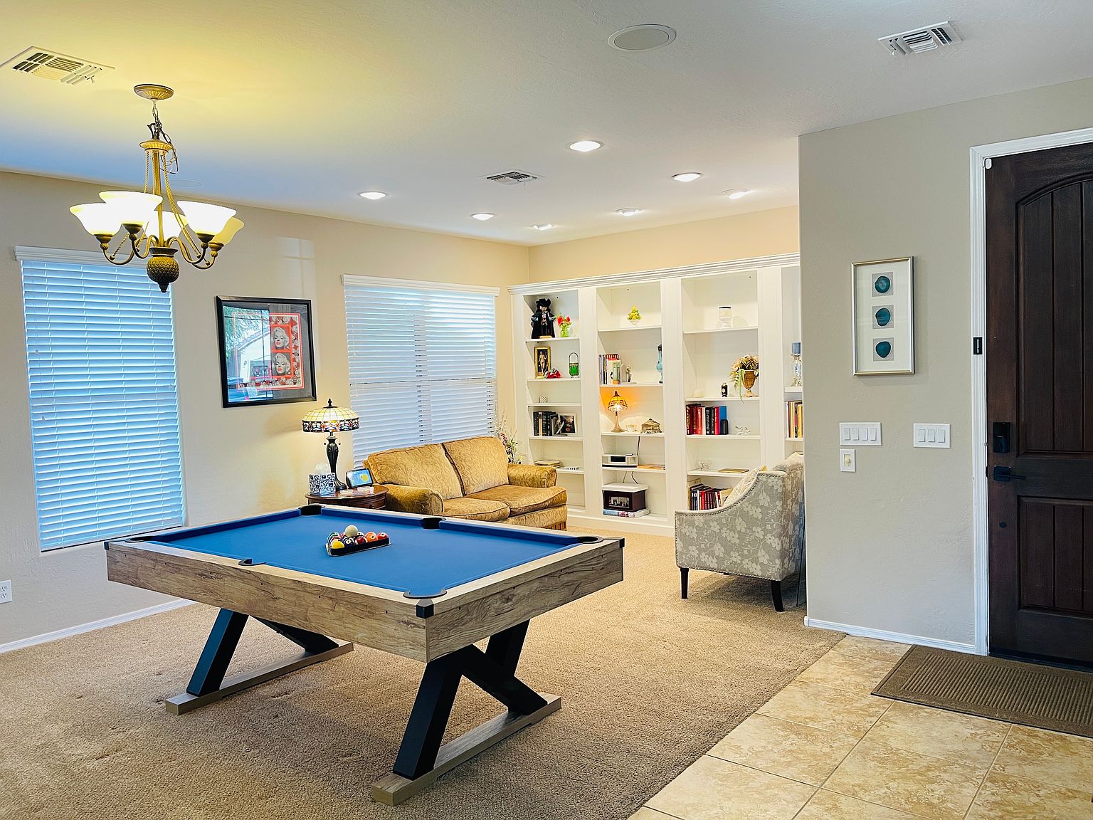 1393 E Martha Dr photo 3