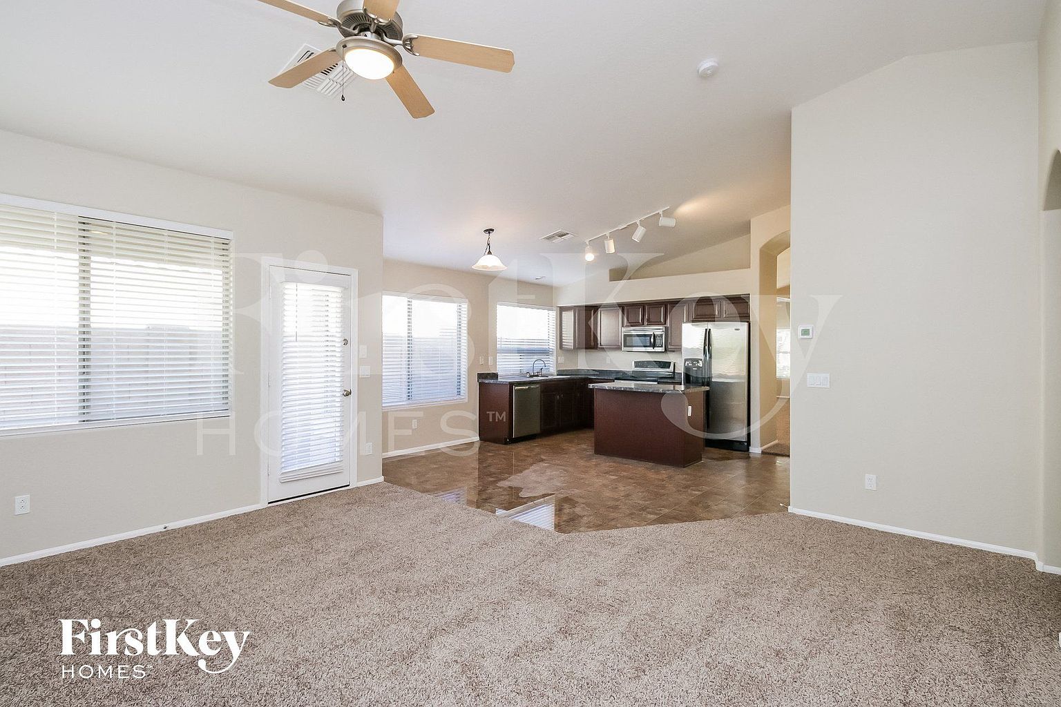38154 N Rusty Ln San Tan Valley, AZ 85140 photo 3