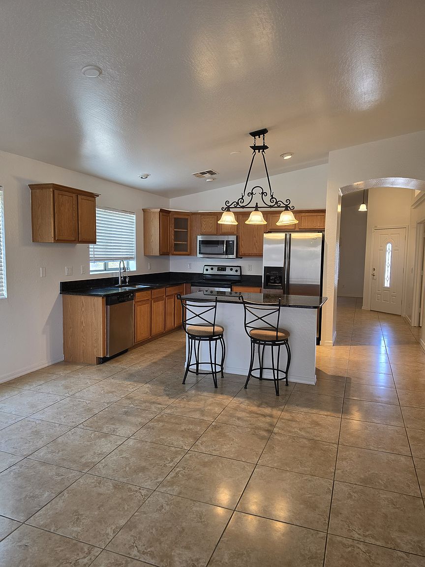 1726 E Oquitoa Dr photo 5