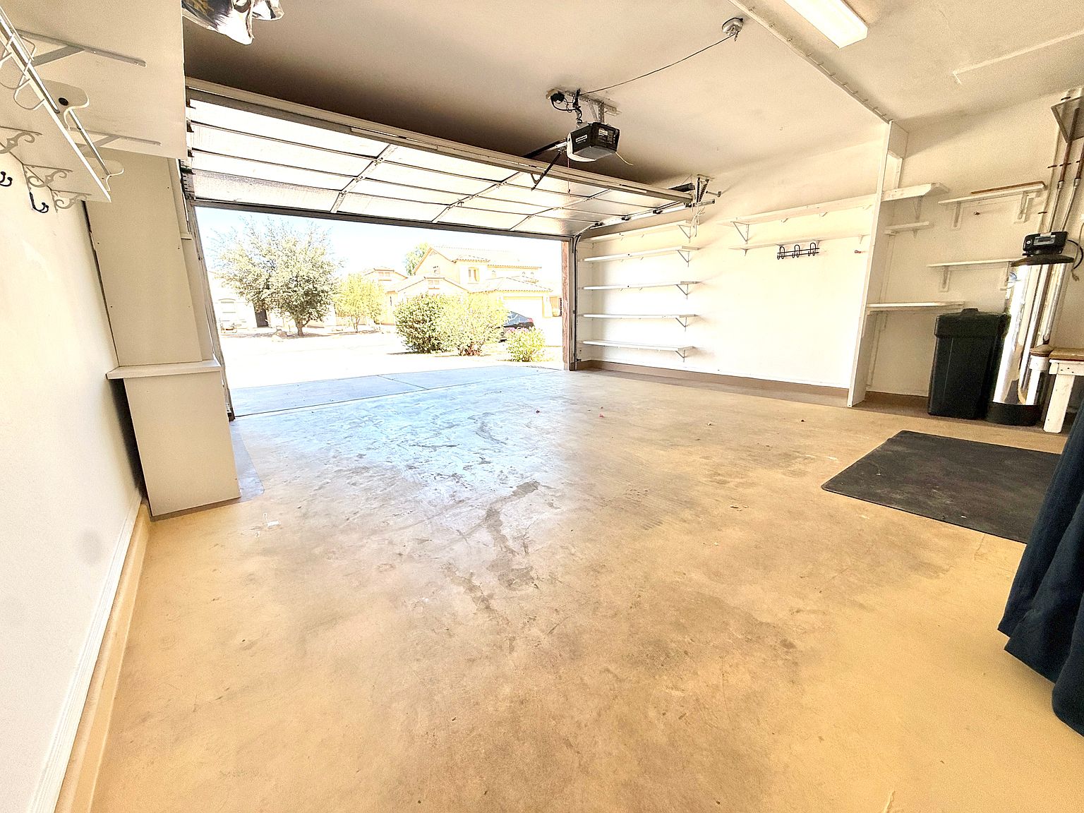 43319 W Elizabeth Ave photo 3