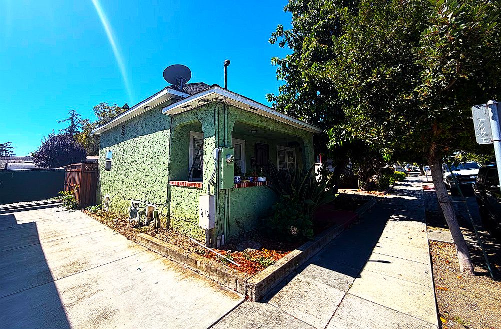 2BR/1BA Single Family House on Auzerais Ave · San Jose photo 5