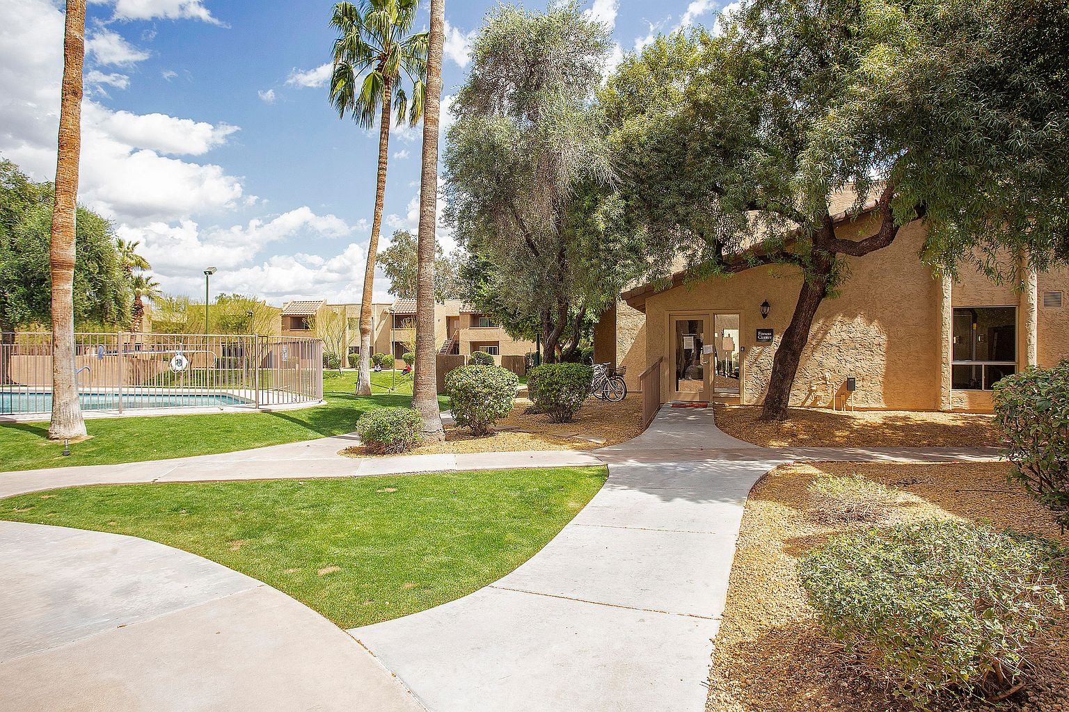 5877 N GRANITE REEF Road photo 5