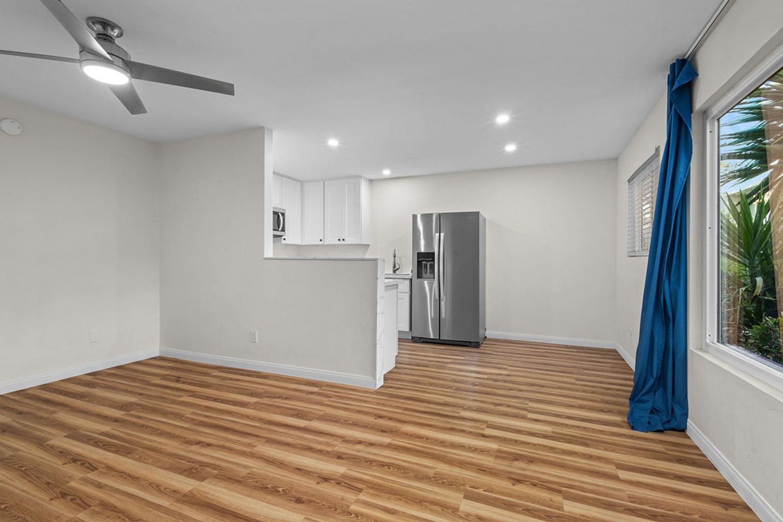 3532 Meade Ave photo 2
