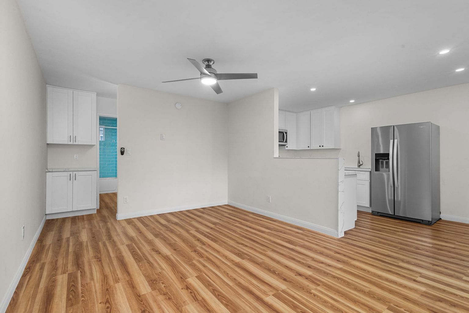 3532 Meade Ave photo 4