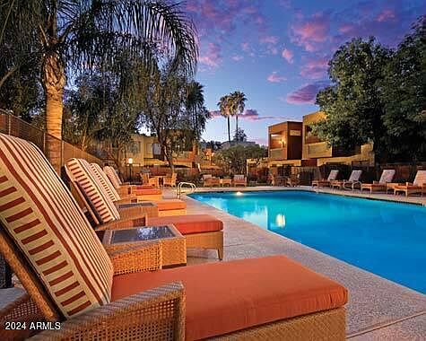 Coming Soon! Great Location &amp; Close To Old Town- 2 Bedroom/2 Bath Scottsdale Condo photo 2