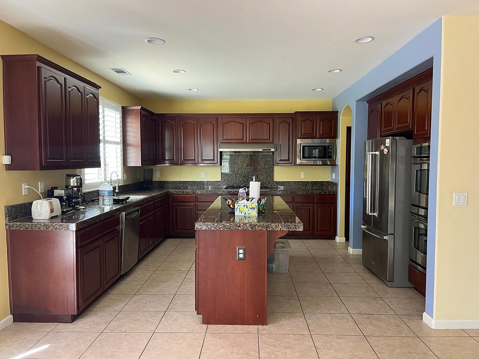1037 Morning Glory Way photo 5