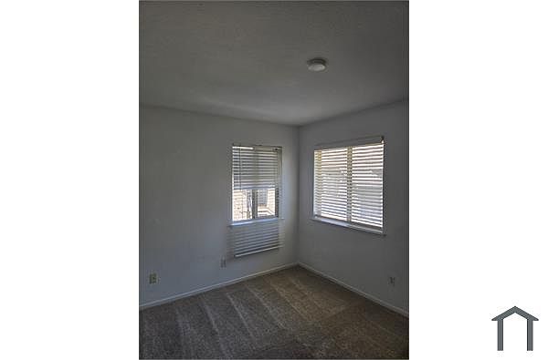 2287 Lakeview Cir photo 5