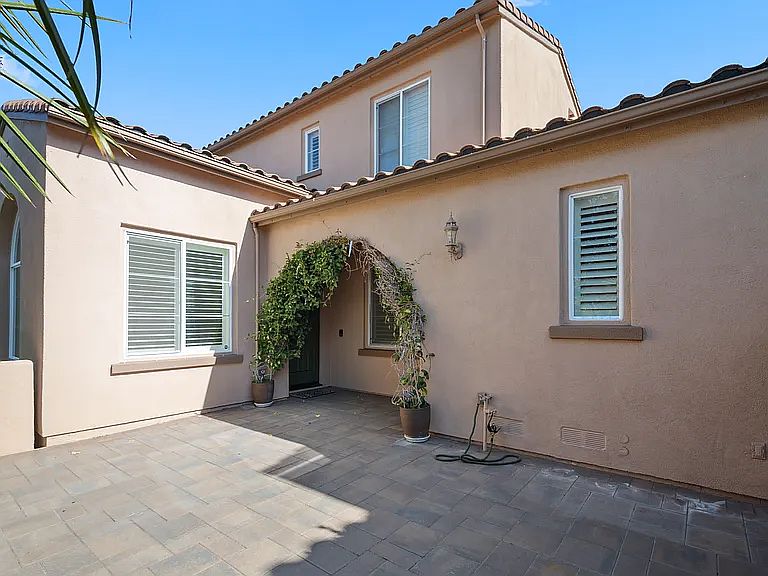 1509 Cedarwood Loop photo 2