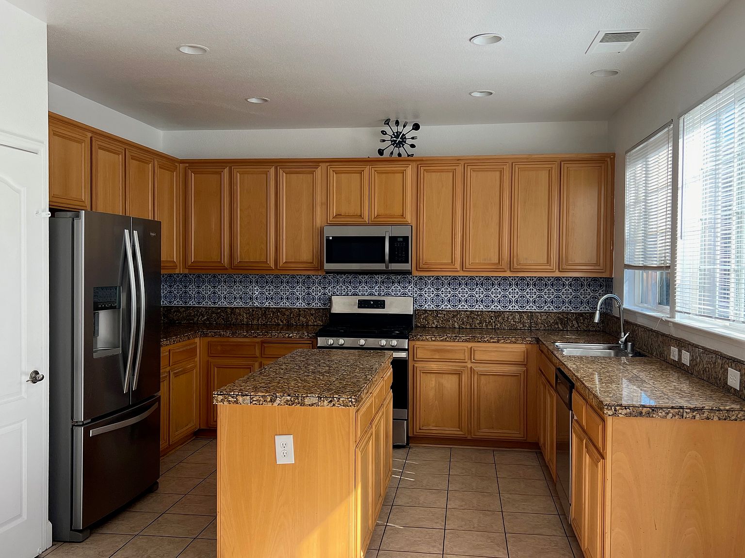 5213 Star Thistle Way photo 2