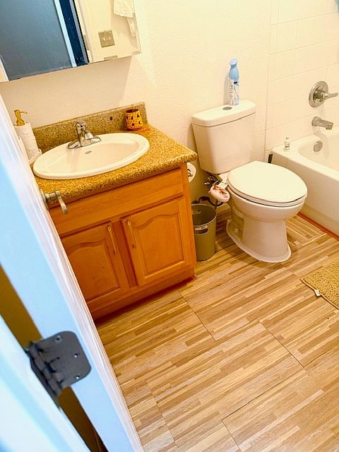 2189 Lakeview Cir photo 5