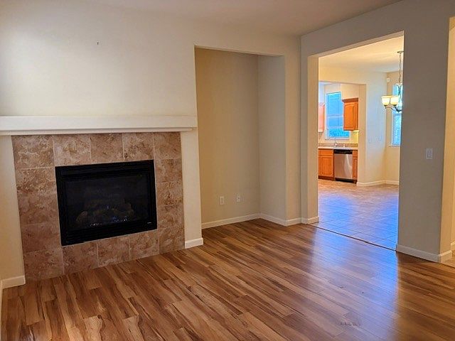 165 Stonegate Cir photo 4
