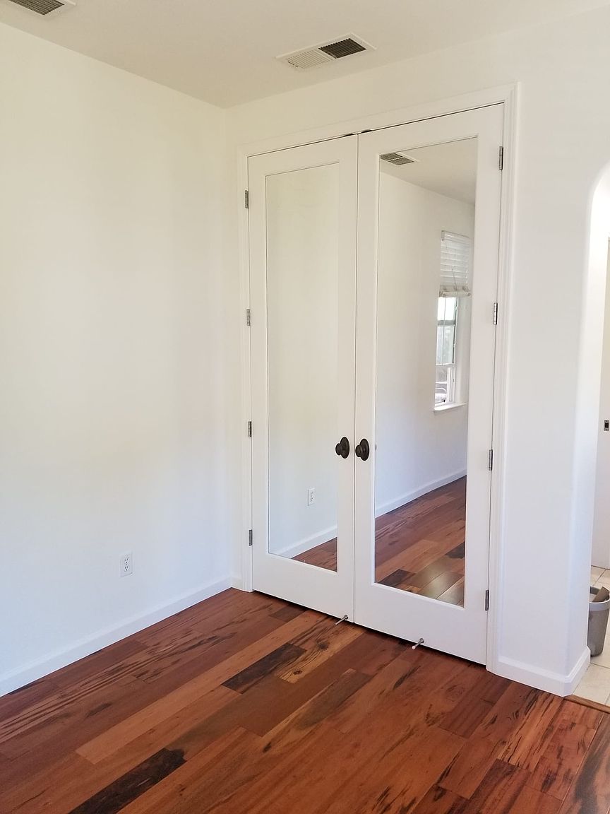 7027 Honeycastle Dr photo 3