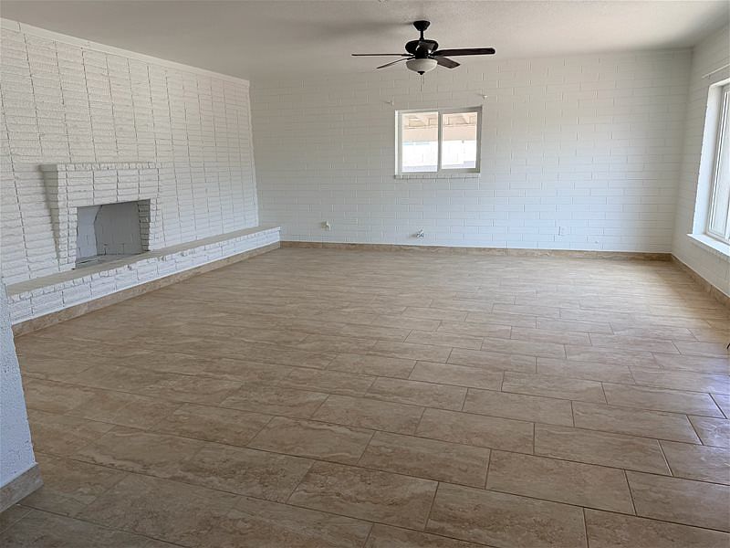 10732 W Apache St photo 5