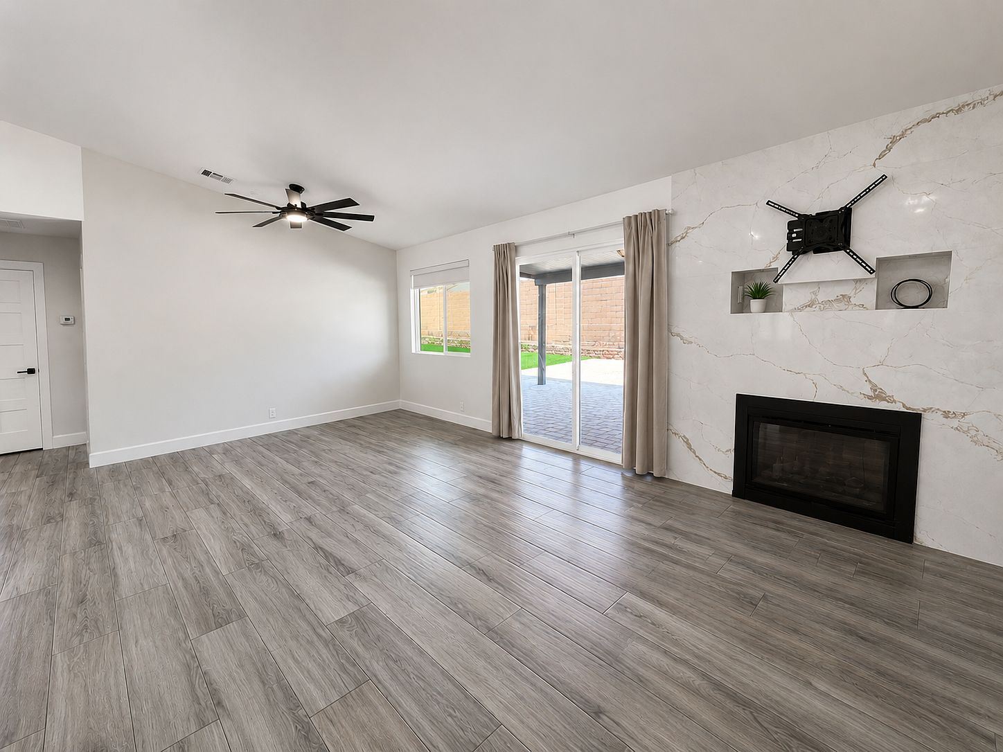 6531 N 83rd Ln Glendale, AZ 85305 photo 5