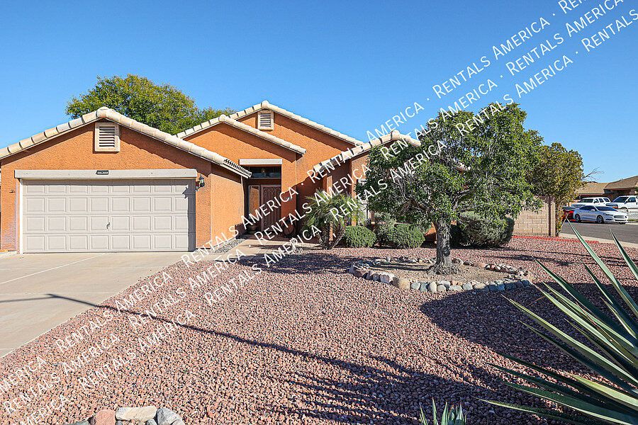 5375 N 87th Ave photo 3