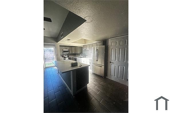 3118 N 90th Dr photo 5