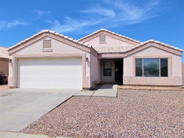 3324 N 83rd Dr photo 2