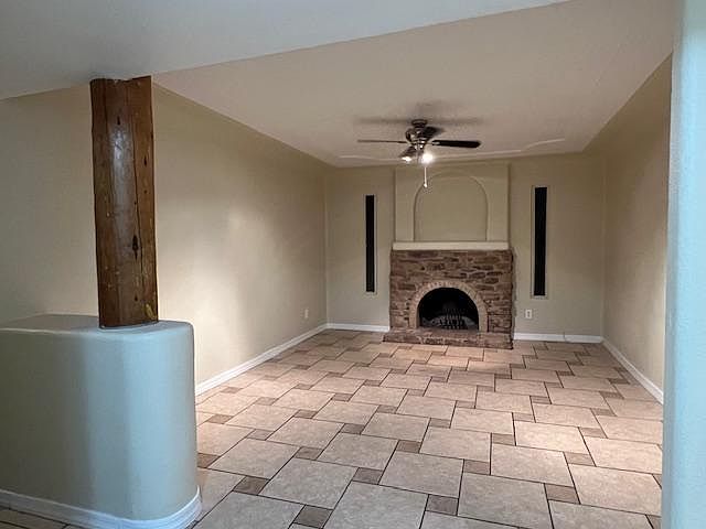 3409 N 88th Dr photo 5
