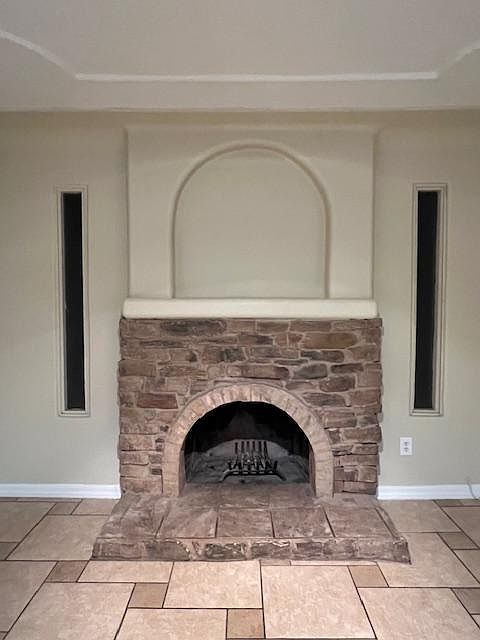 3409 N 88th Dr photo 4