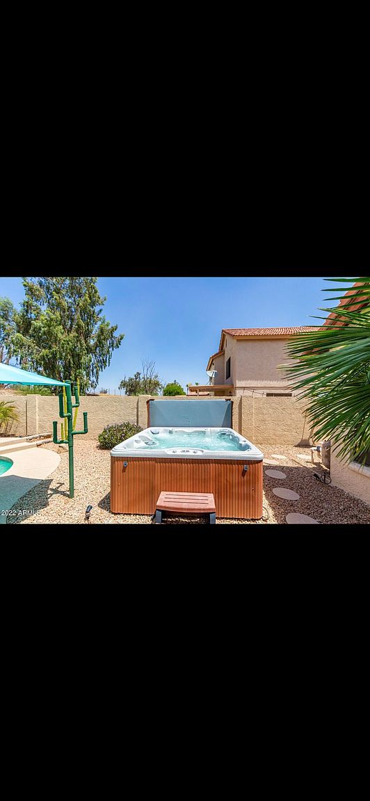 3728 N Copenhagen Dr photo 3