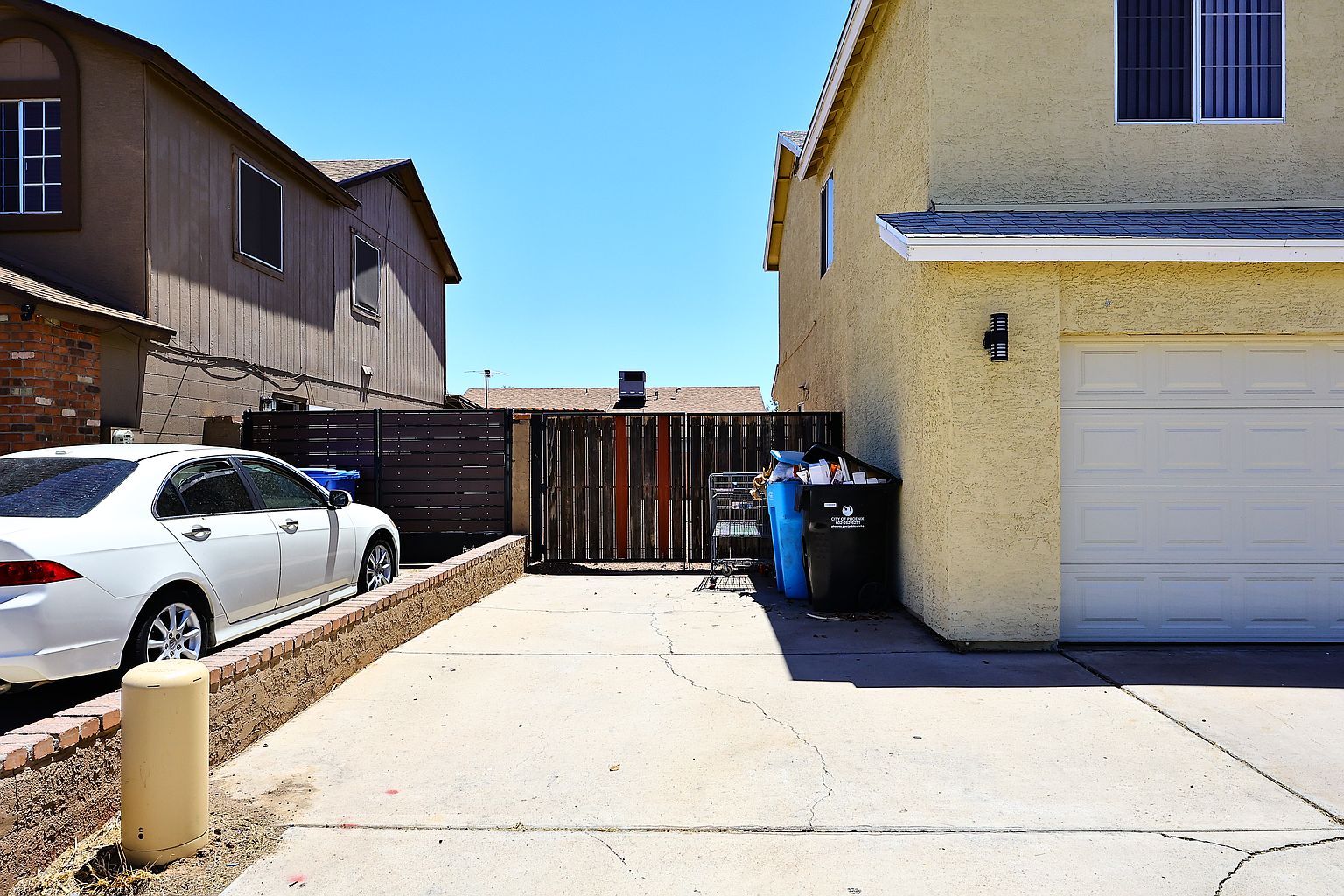 8935 W Windsor Ave photo 4