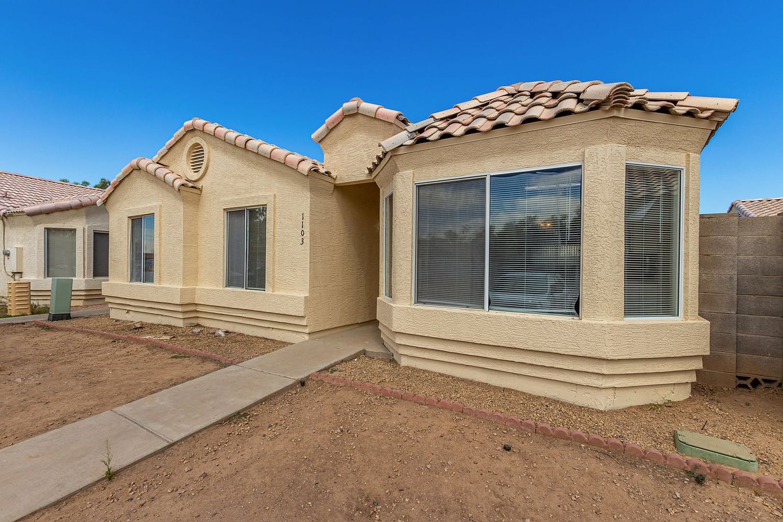 8520 W Palm Ln Phoenix, AZ 85037 photo 4