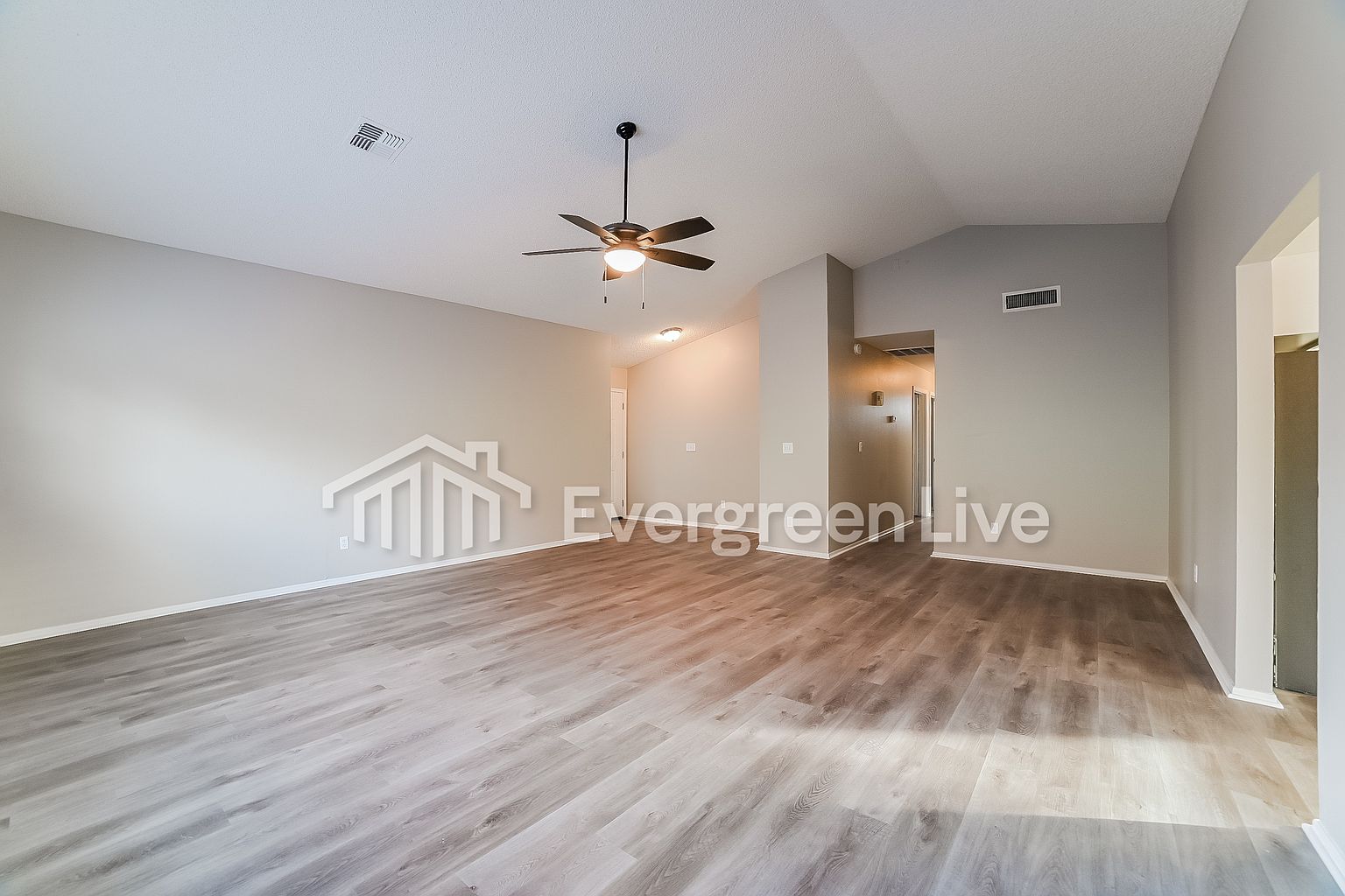 1836 N 89th Ave photo 3
