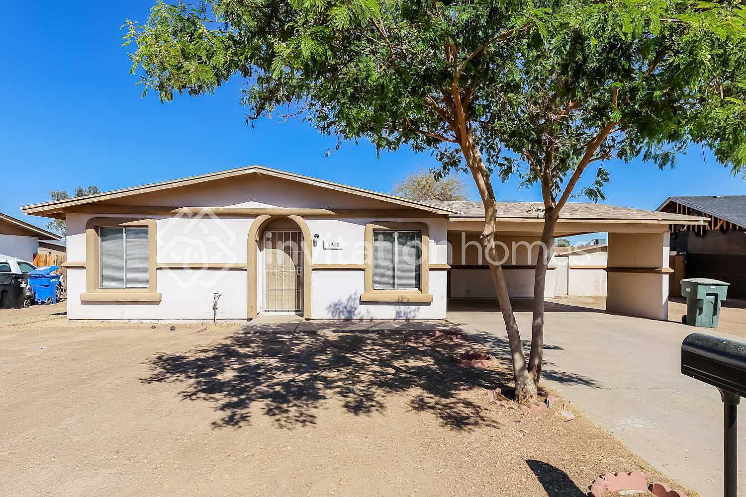 6938 W Haven Ave Phoenix, AZ 85035 photo 2