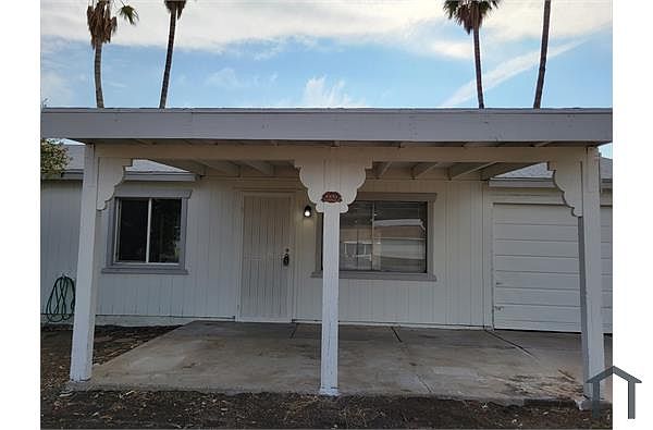 2231 N 69th Ave photo 5
