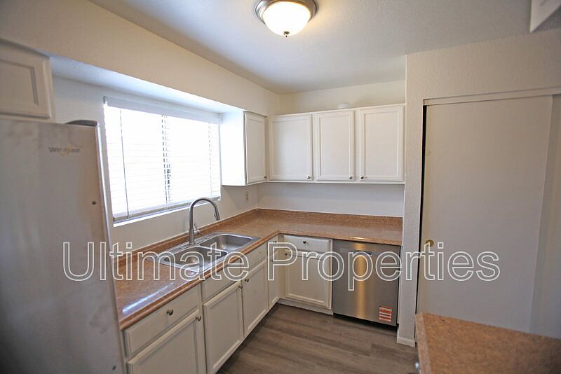707 N 95th Dr Tolleson, AZ 85353 photo 4