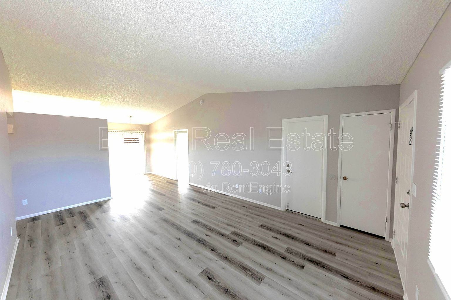 10713 West Campbell Ave Phoenix, AZ 85037 photo 3