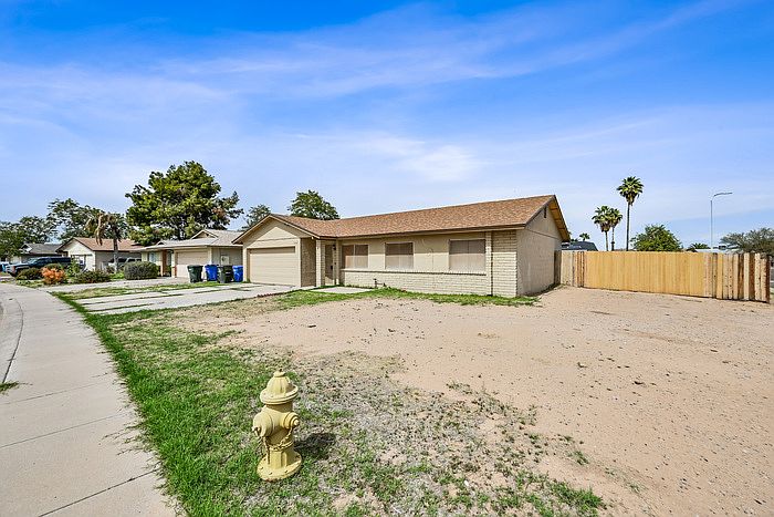 11102 W Turney Ave Phoenix, AZ 85037 photo 4