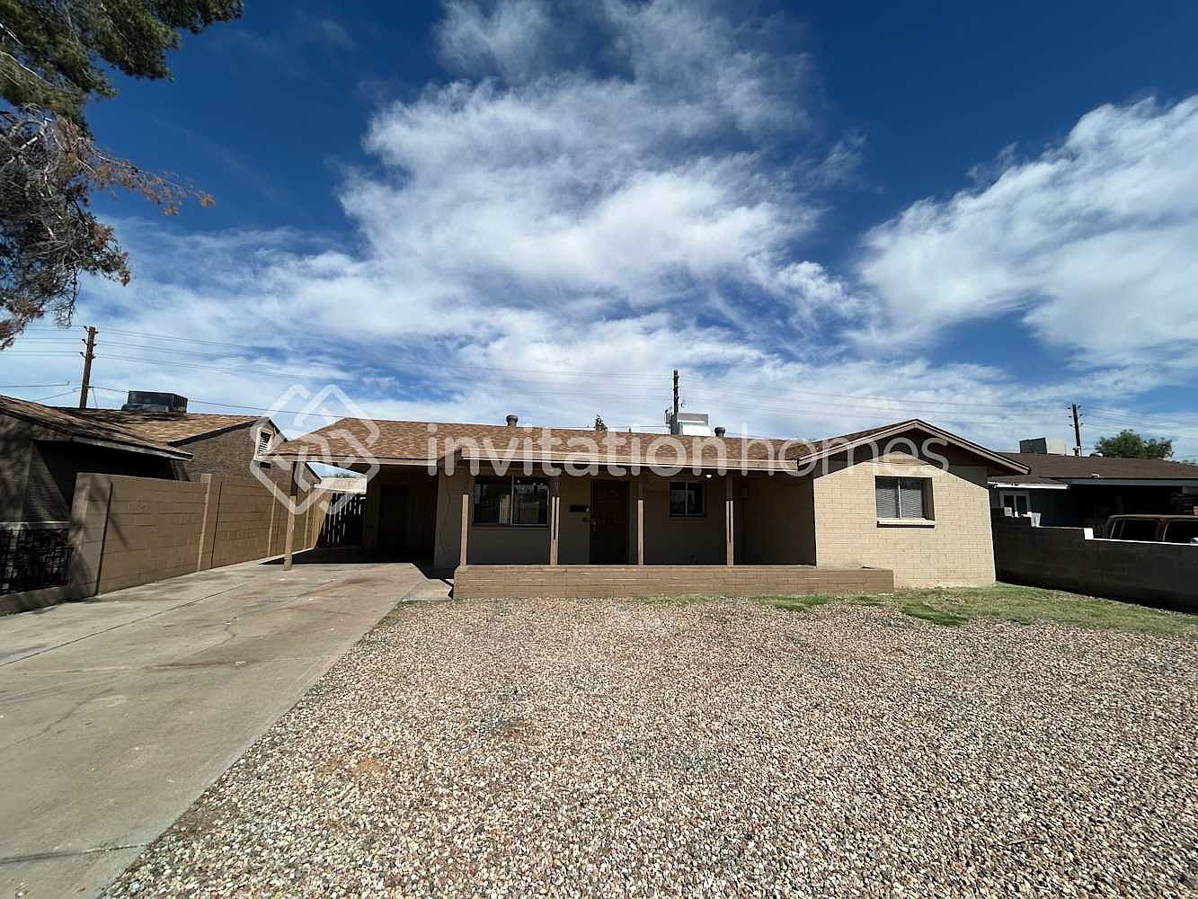 3007 N 79th Dr Phoenix, AZ 85033 photo 2