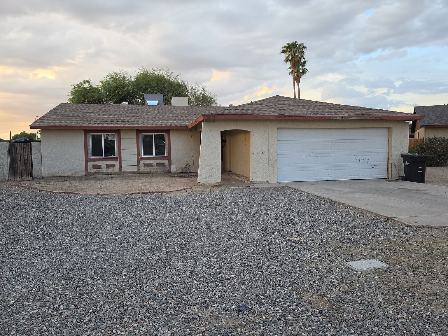 8014 W Monterosa St photo 2