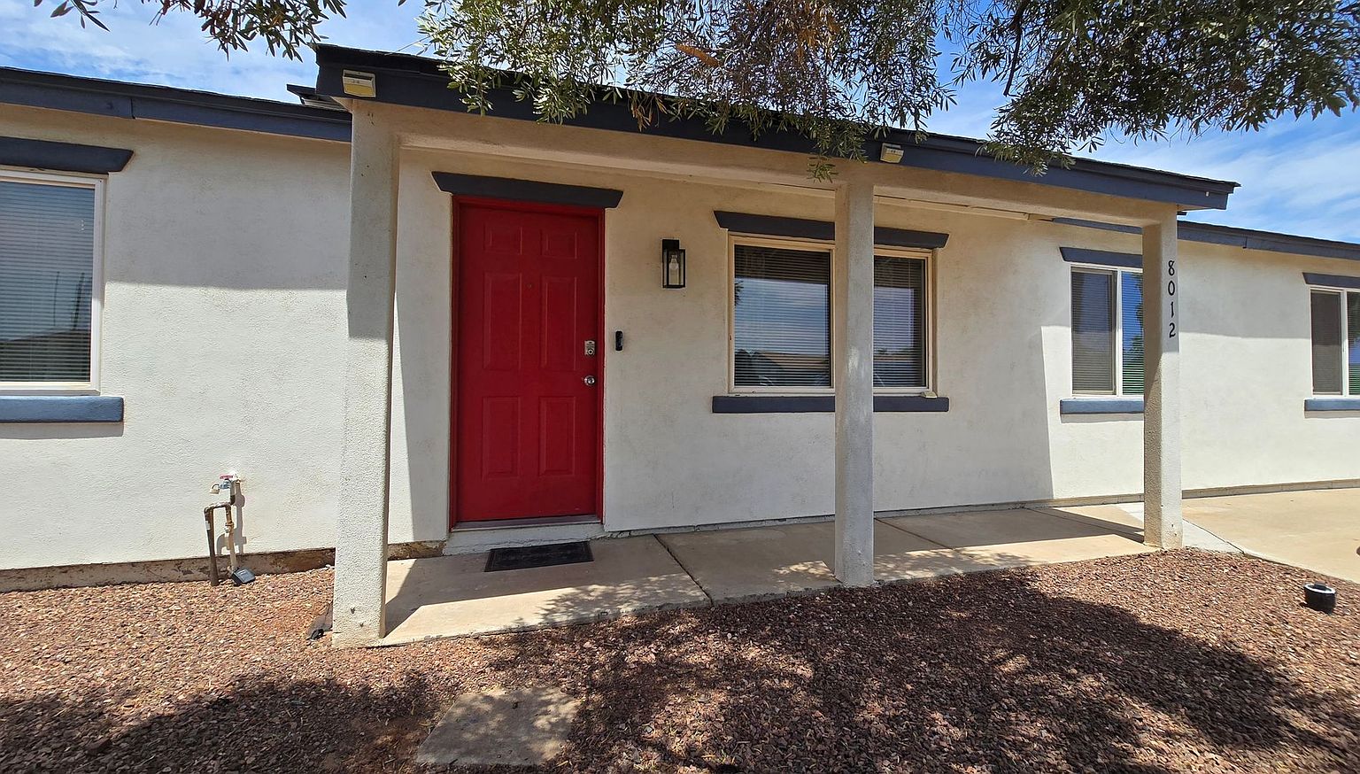 8012 W Highland Ave photo 3
