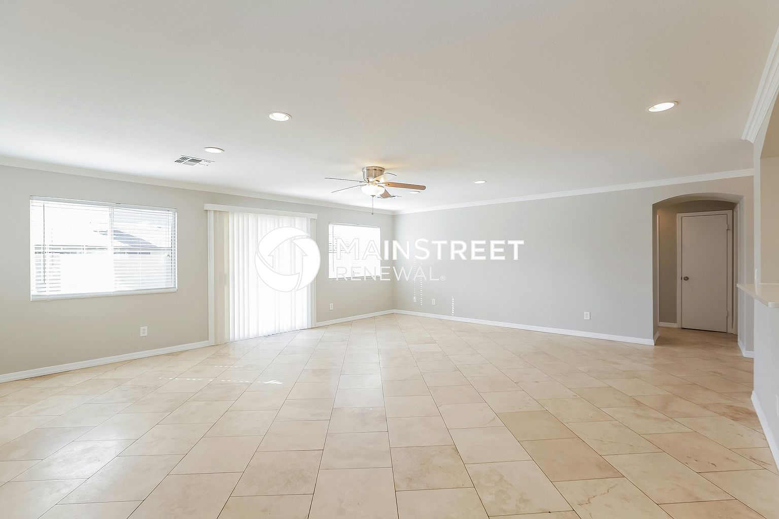 4614 N 86th Dr Phoenix, AZ 85037 photo 2