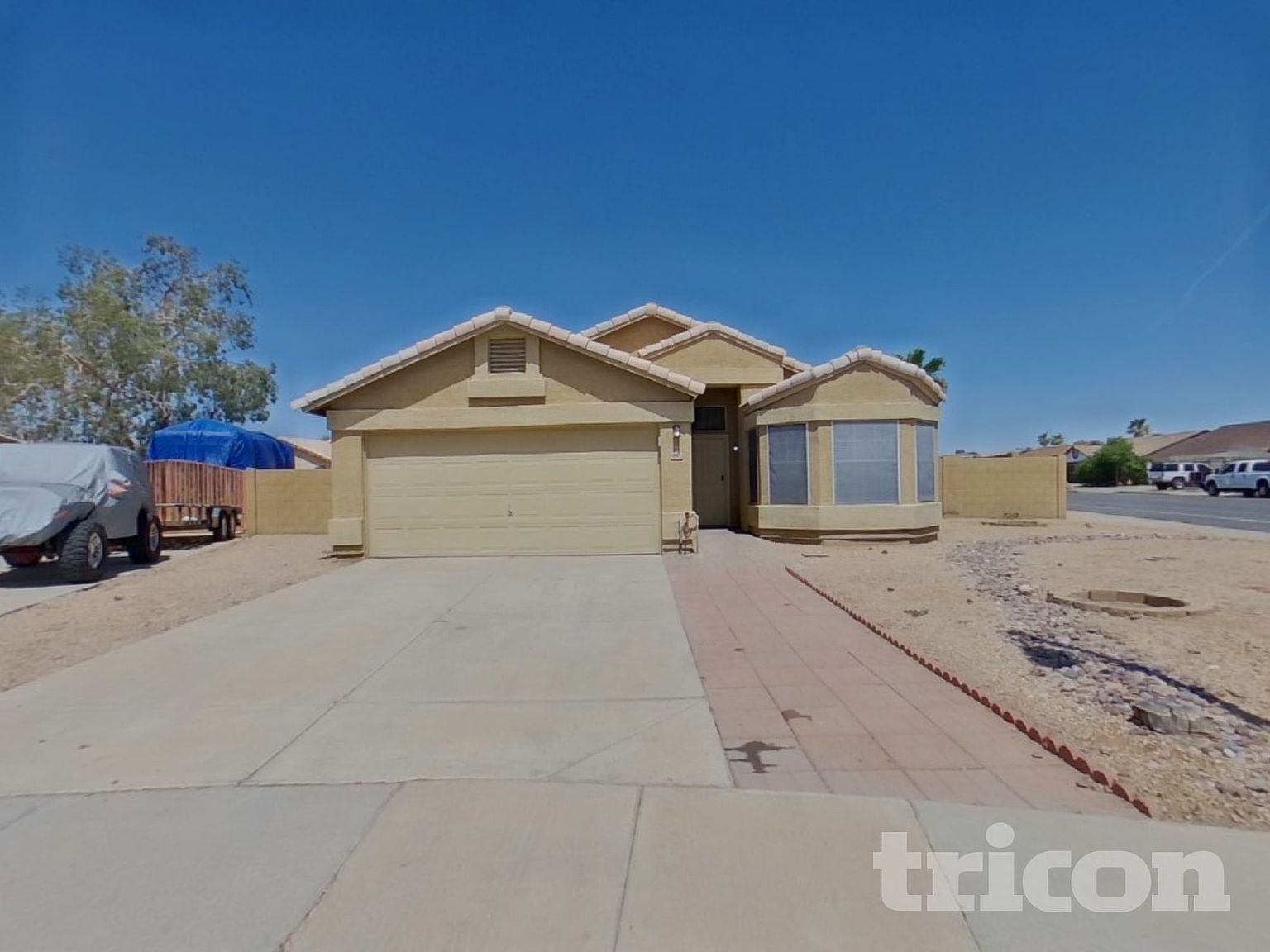 9002 W Palm Ln Phoenix, AZ 85037 photo 3