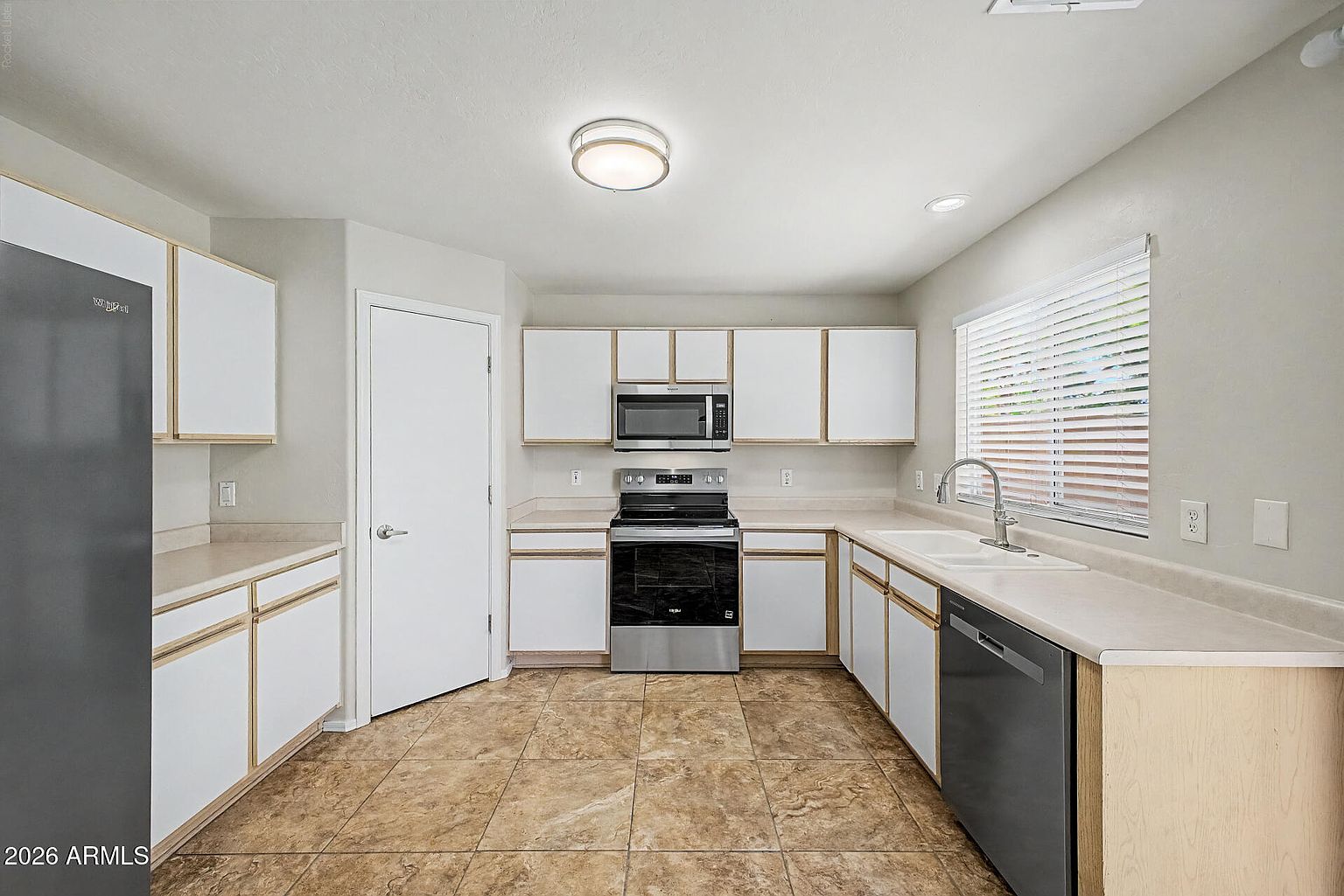 11123 W Heatherbrae Dr photo 5