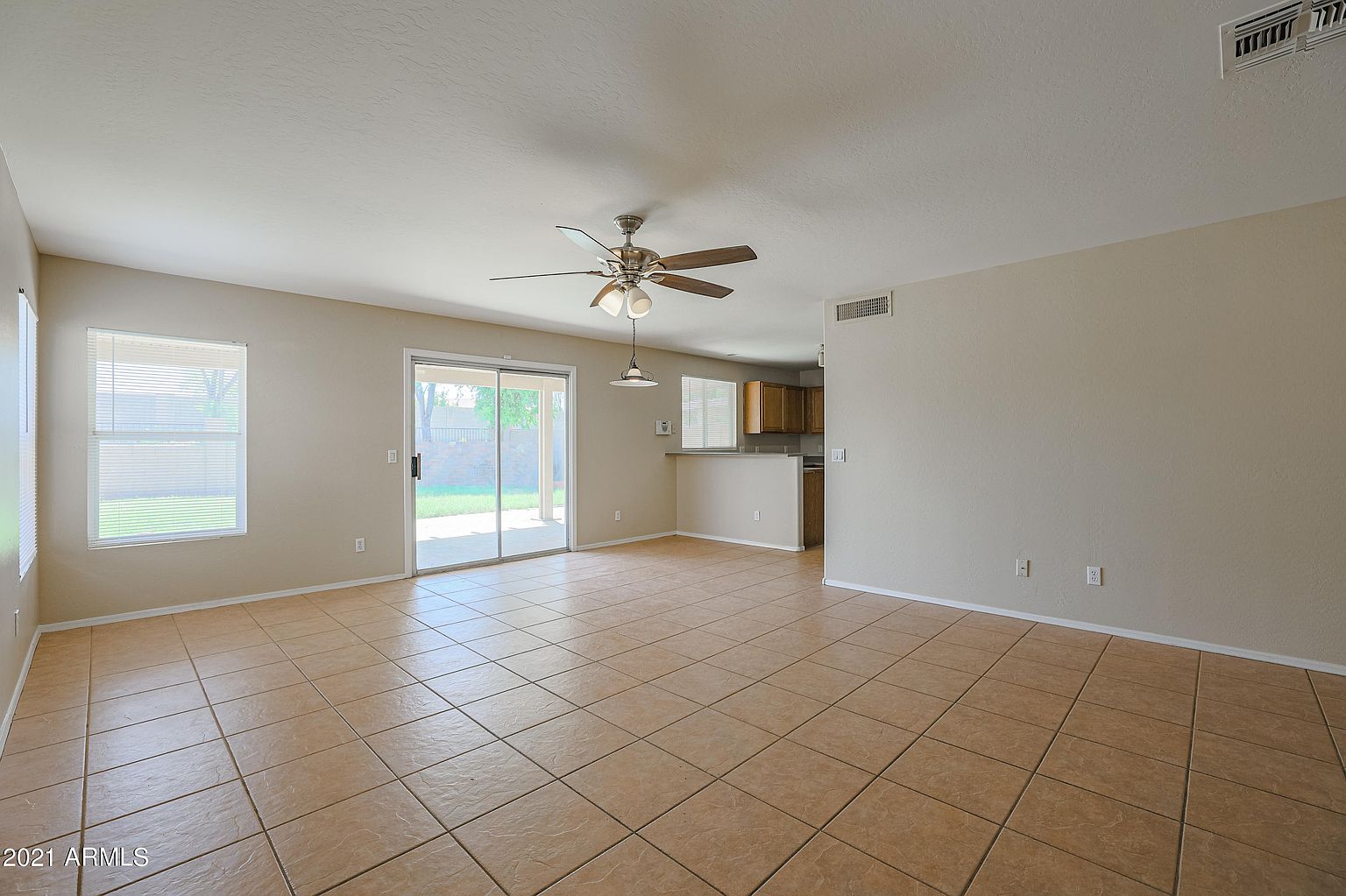 4349 N 111th Ln Phoenix, AZ 85037 photo 3