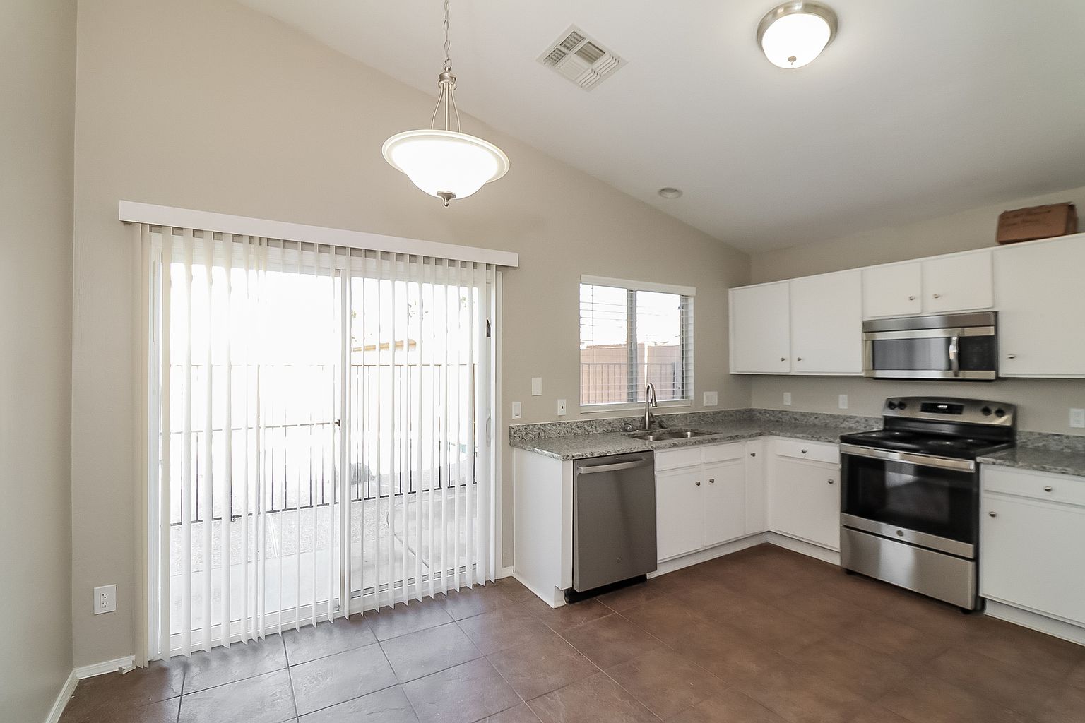 11208 W Turney Ave photo 5