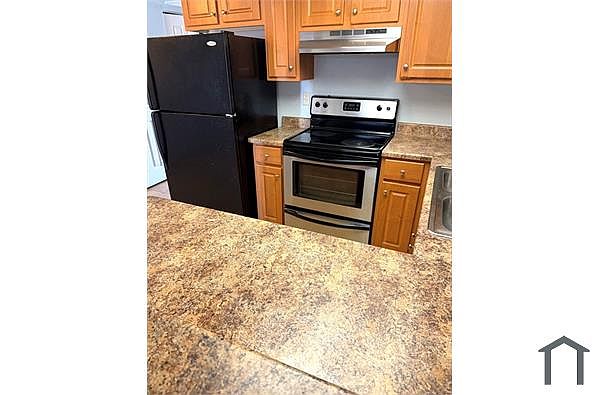 3810 N Maryvale Pkwy photo 3