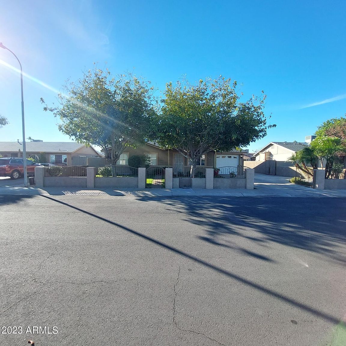 1636 N 64th Dr photo 3