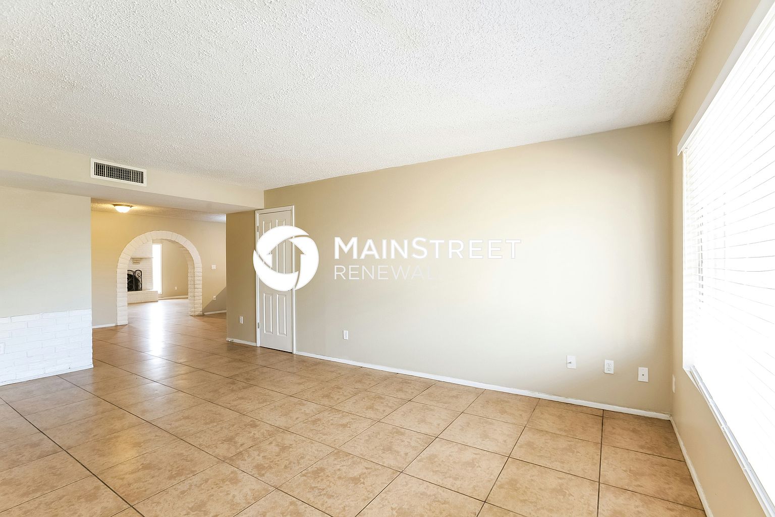 5311 W Holly St Phoenix, AZ 85035 photo 4